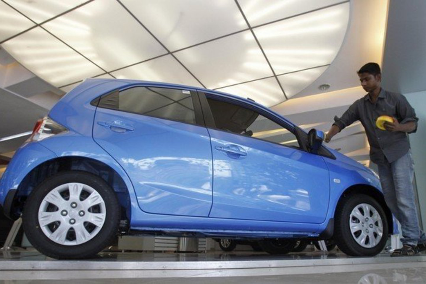 „Honda Motors Co.“ pelnas per pirmus tris šių metų mėnesius išaugo 61 procentu.