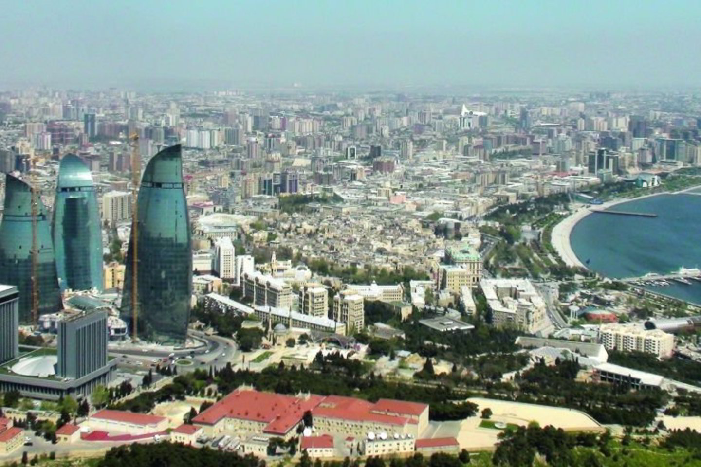 Baku rengiasi sutikti “Eurovizijos” dalyvius ir svečius.