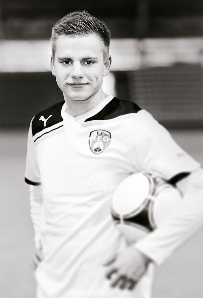 REO futbolininkai išbandė modelių duonos