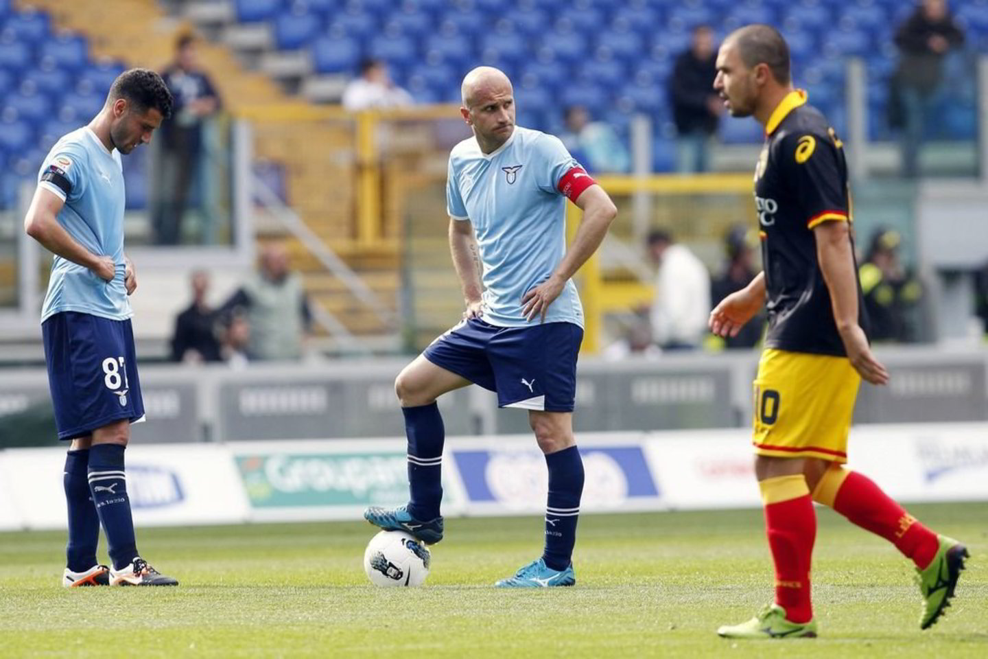 "Lazio" (žydra apranga) smuko žemyn