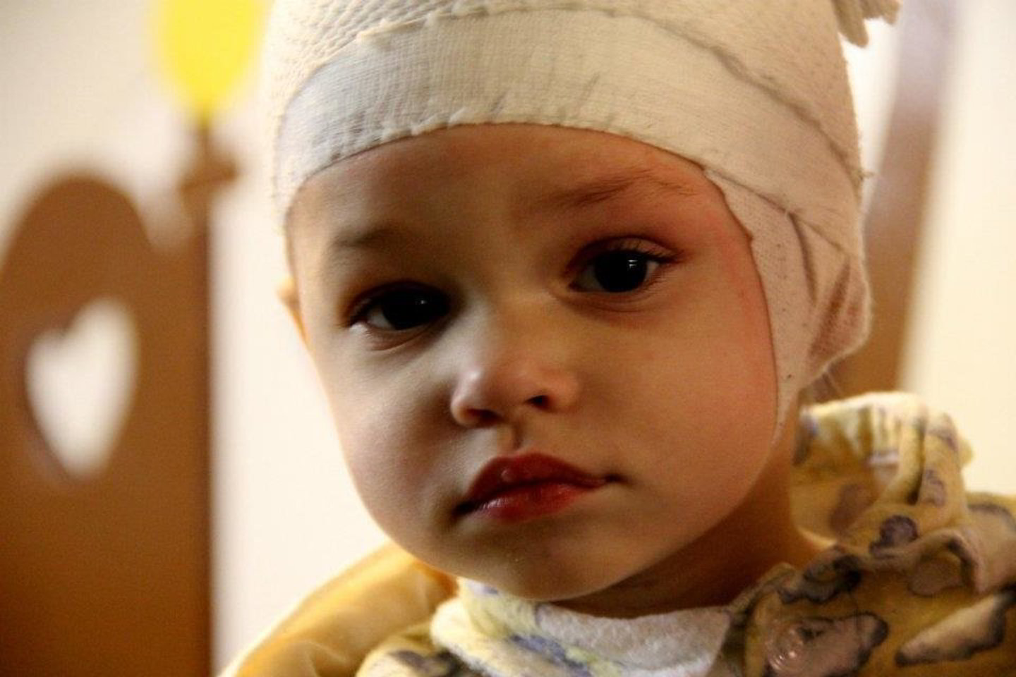 Ypač sunkia liga sergančios mažosios Augustės gydymui užsienyje reikia mažiausiai 200 tūkst. litų, jos mama tokios pinigų sumos neturi.