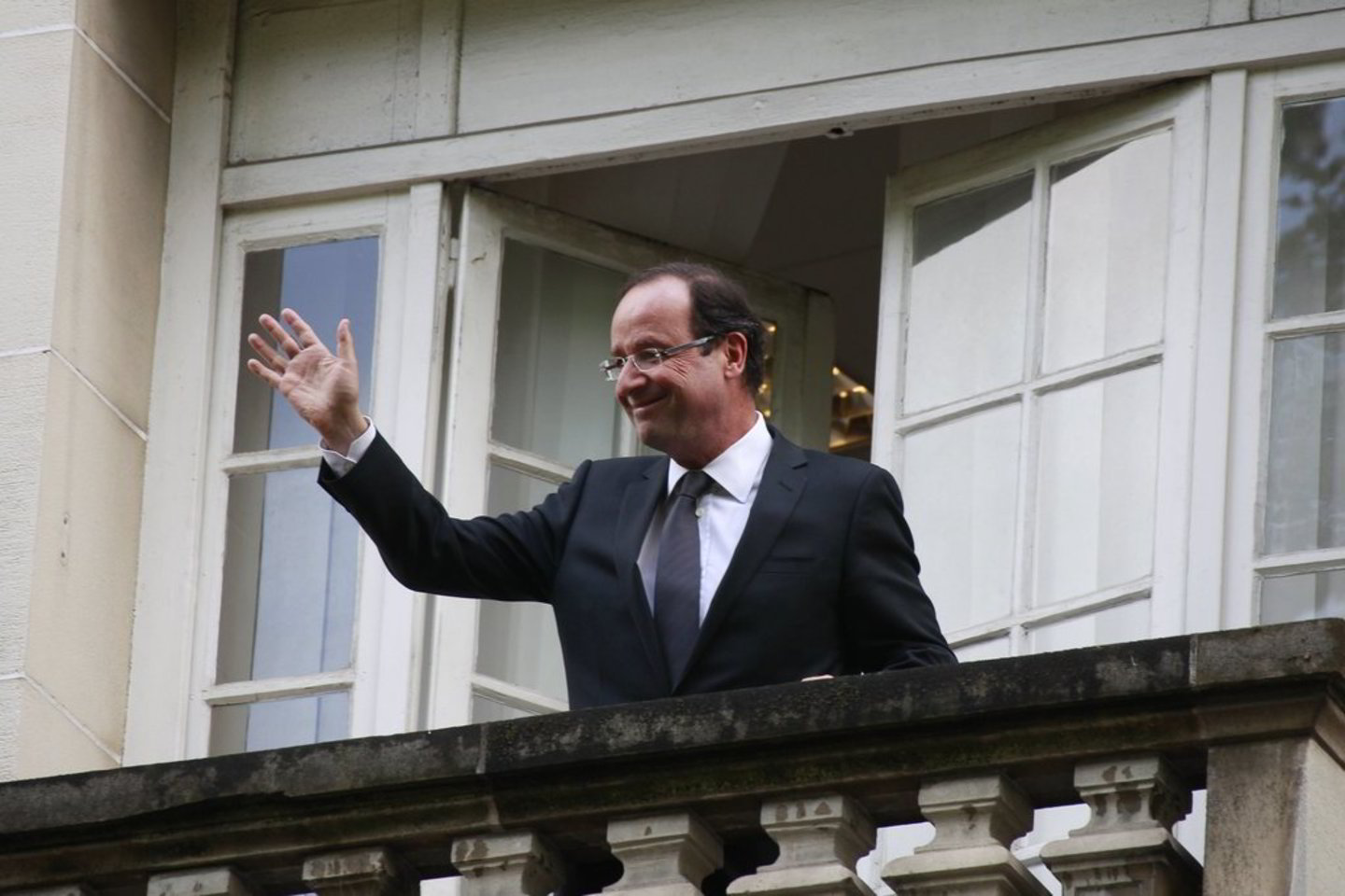 F. Hollande'as jau buvo pripažintas išrinktuoju prezidentu.
