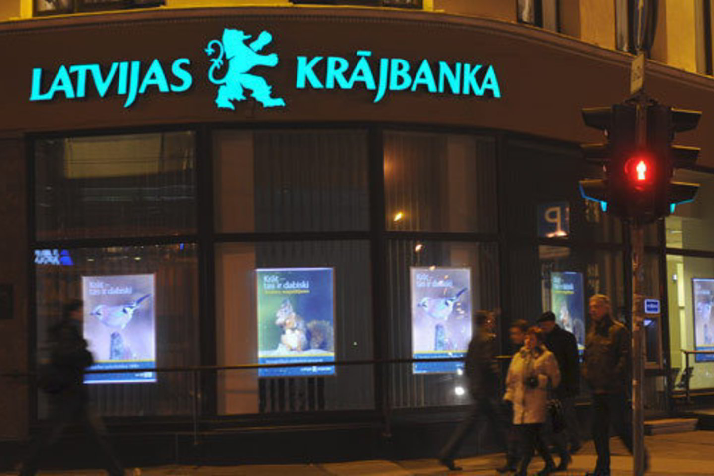 2011 m. pabaigoje „Latvijas Krajbanka“ finansiniai įsipareigojimai aktyvus viršijo 140 mln. latų.