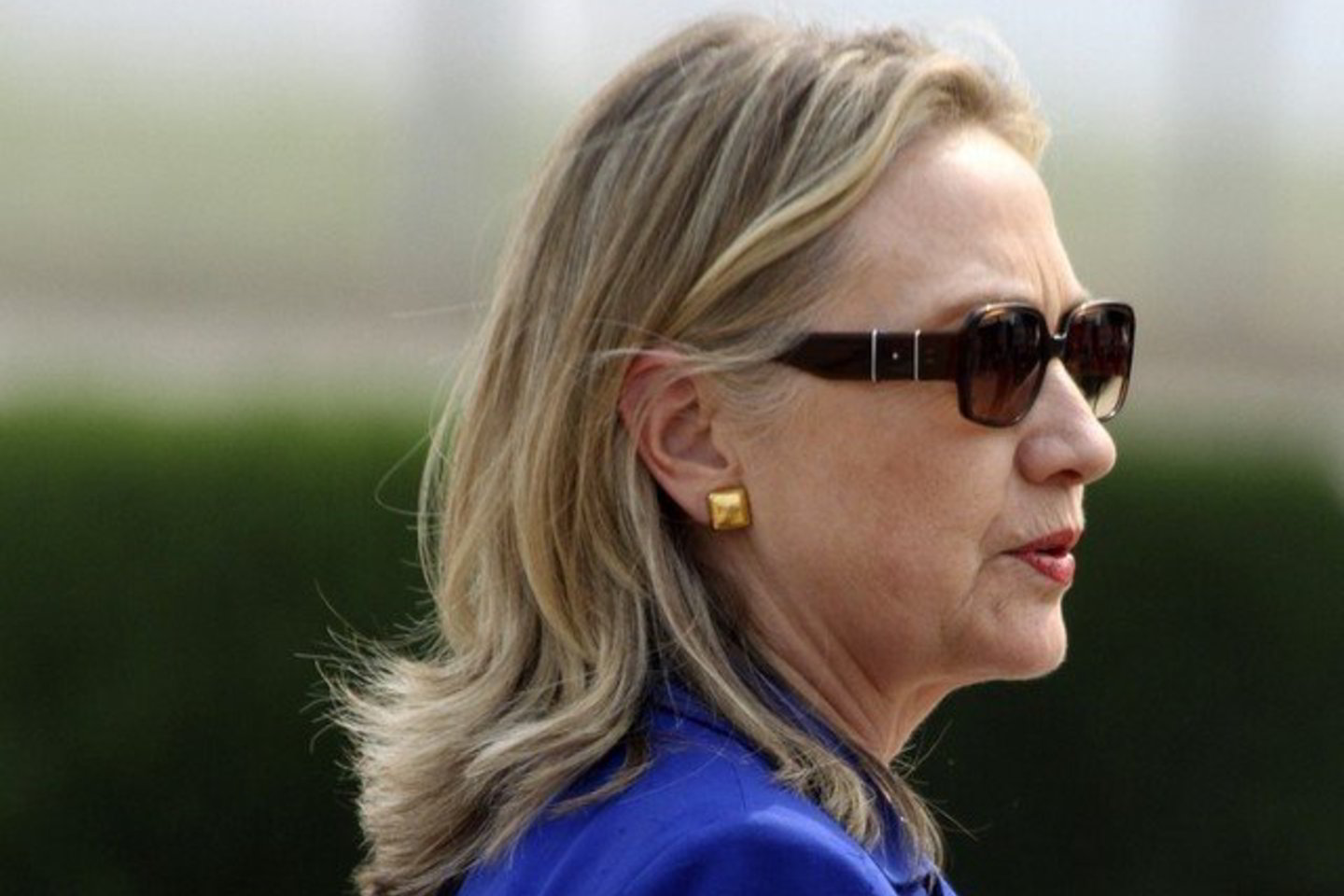 H. Clinton baigia dvi dienas trukusį vizitą Indijoje.