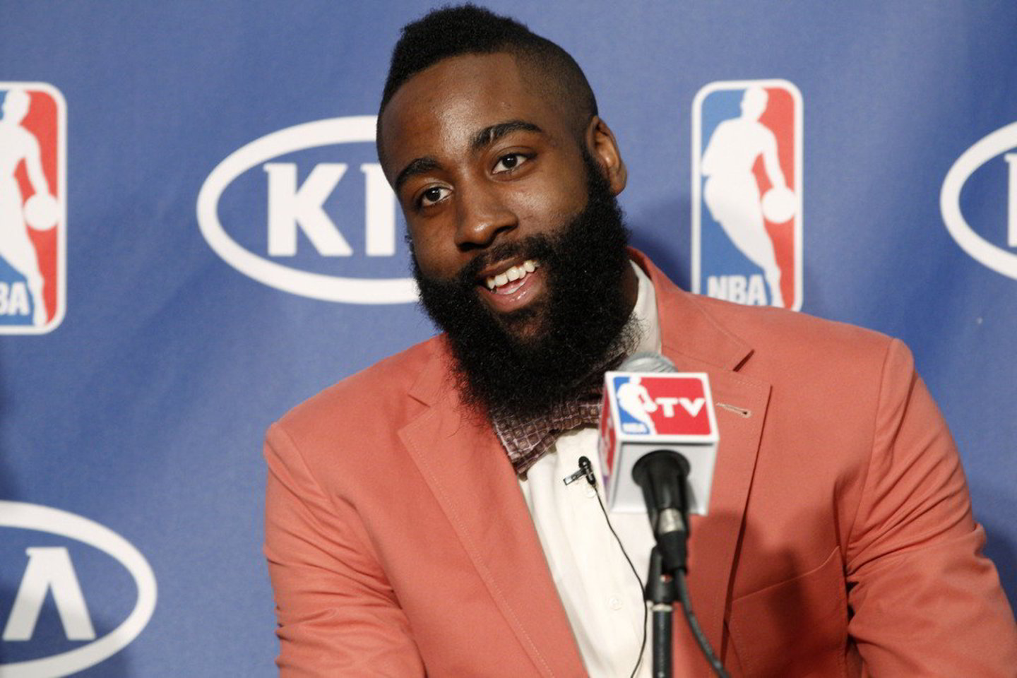 NBA lygą nušviečiančių žiniasklaidos atstovų rinkimuose J. Hardenas net 115-a kartų iš 119-os galimų buvo paminėtas pirmuoju ir, surinkęs 584 taškus iš 595-ių galimų, net 353 taškais aplenkė antroje vietoje likusį Filadelfijos „76ers“ ekipos žaidėją Lou Williamsą.