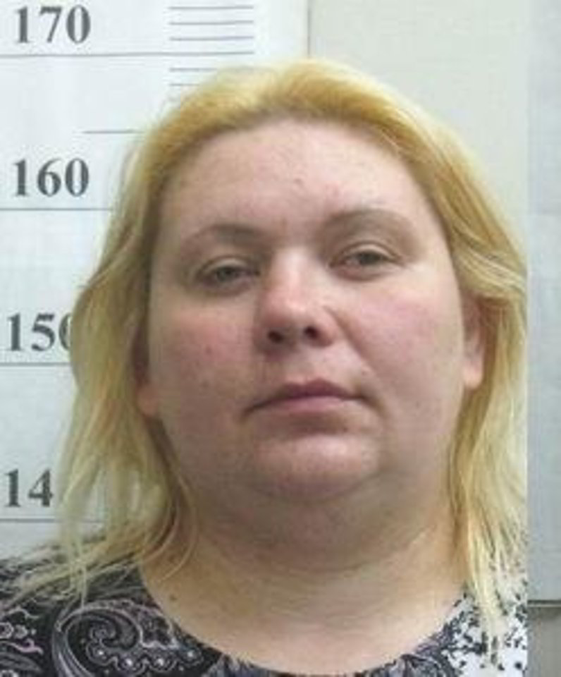 Pareigūnai K. Boruchovienę sulaikė dėl prostitucijos organizavimo.
