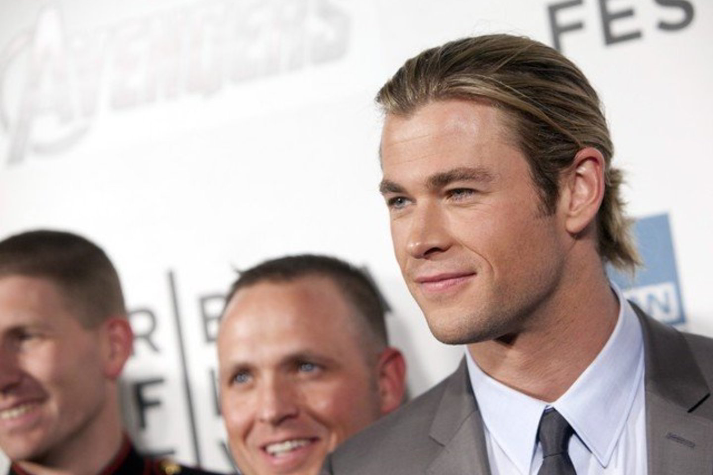 Ch. Hemsworthas prisipažino, kad didžiuojasi pagaliau tapęs tėvu ir prasitarė, kad pirmasis jo mažylis, jeigu būtų sūnus, būtų gavęs Indiano vardą.