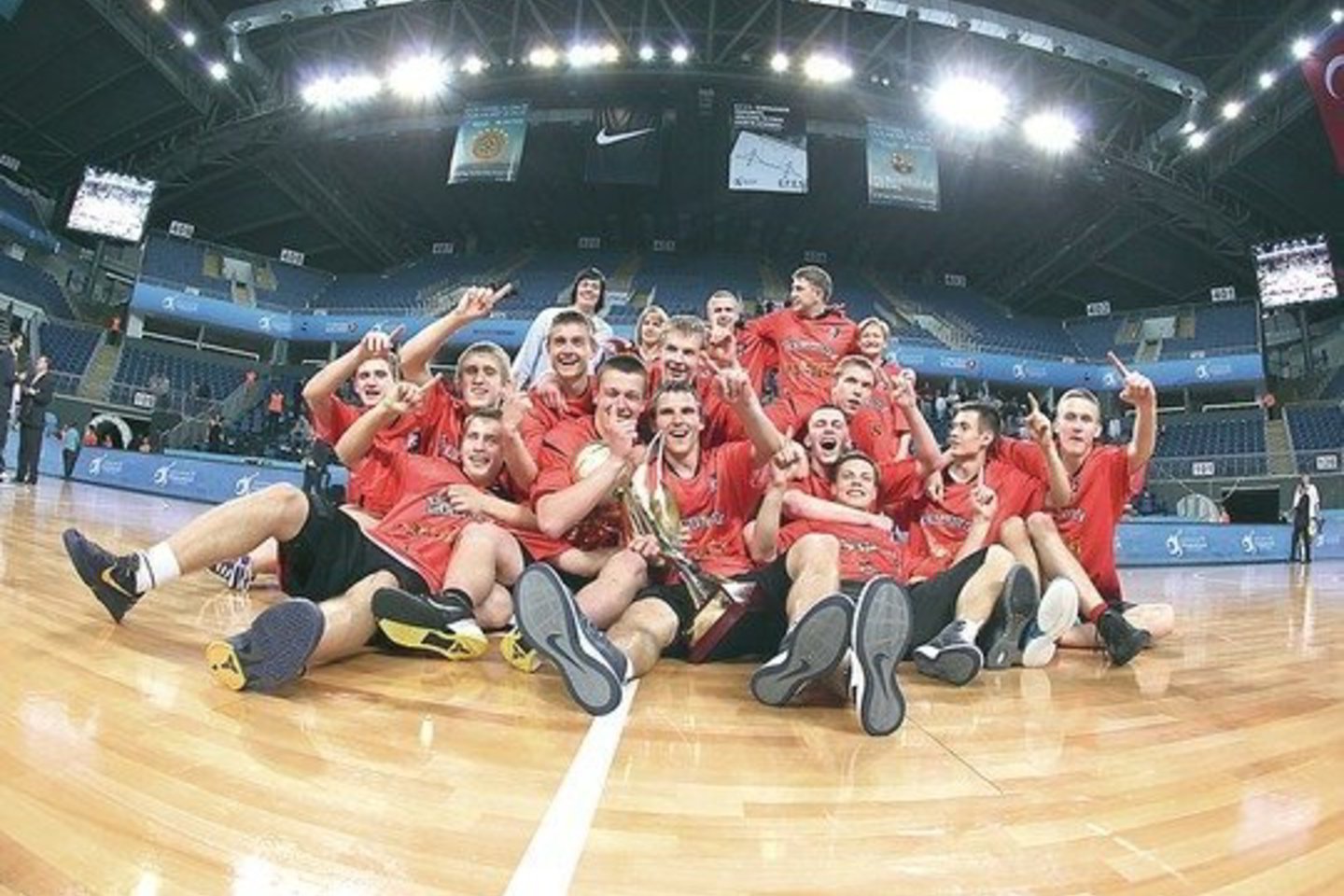 „Lietuvos ryto” jaunieji krepšininkai finalinėse Eurolygos varžybose įtikinamai laimėjo visas ketverias rungtynes.