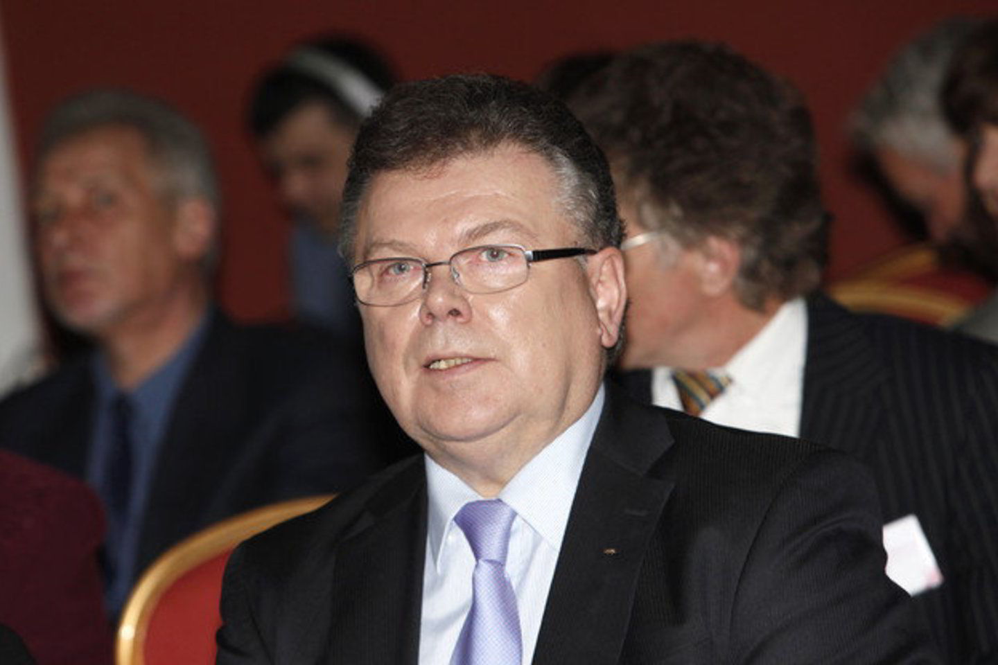 Posėdžiui pirmininkavo A. Poviliūnas.