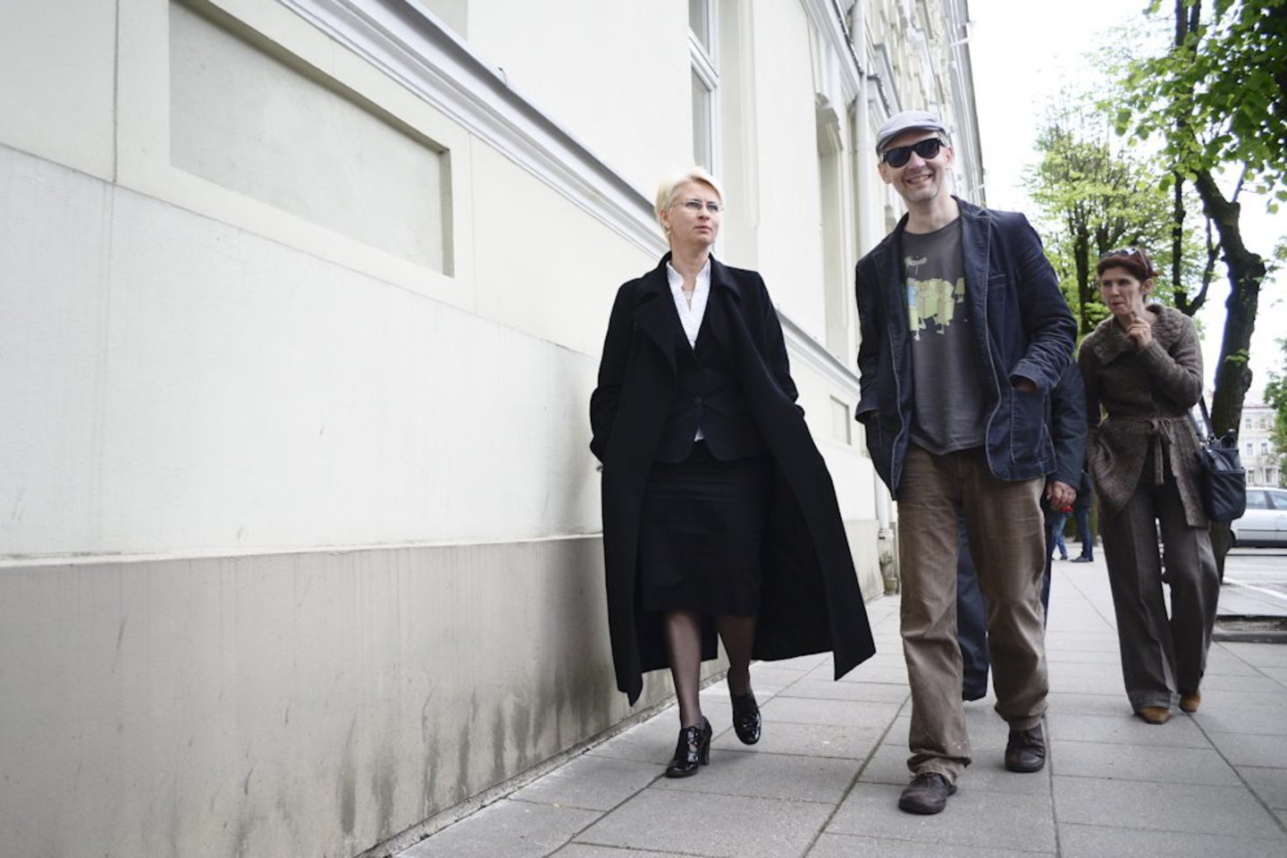 N. Venckienė atėjo į ministeriją pabendrauti su Seimo nariais, tačiau pamačiusi jai nepatikusius žurnalistus užsibuvo vos porą minučių.