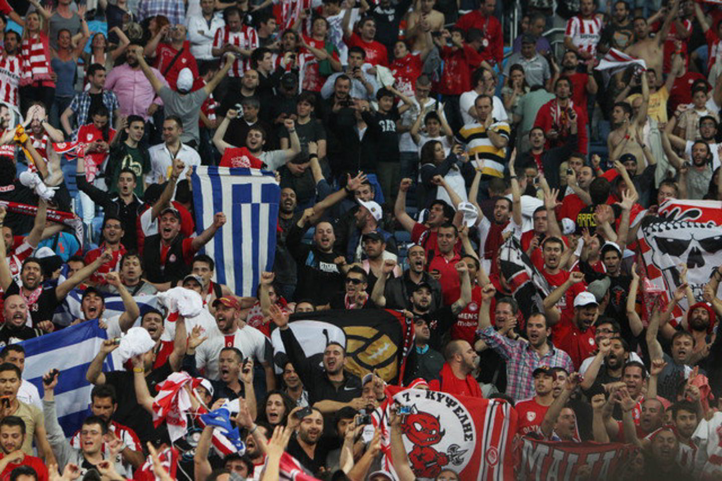 Manoma, kad „Panathinaikos“ autobusą užpuolė „Olympiakos“ aistruoliai.