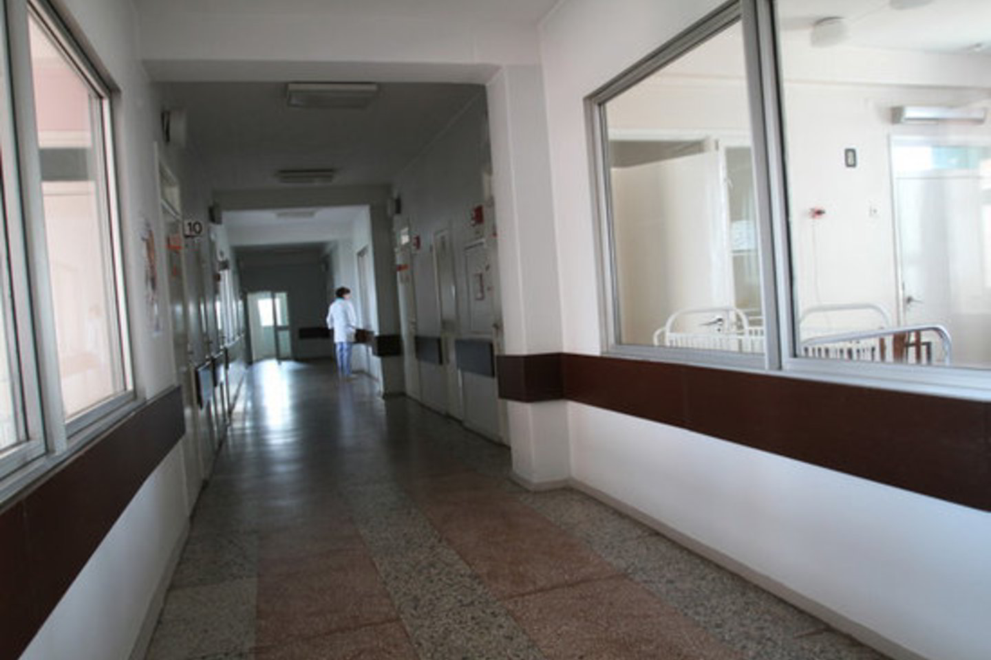Kiekvienais metais šalyje yra užregistruojama po kelis ūmių žarnyno infekcijų protrūkius, kilusius ne dėl maisto tvarkymo įmonių, o dėl pačių vartotojų kaltės.