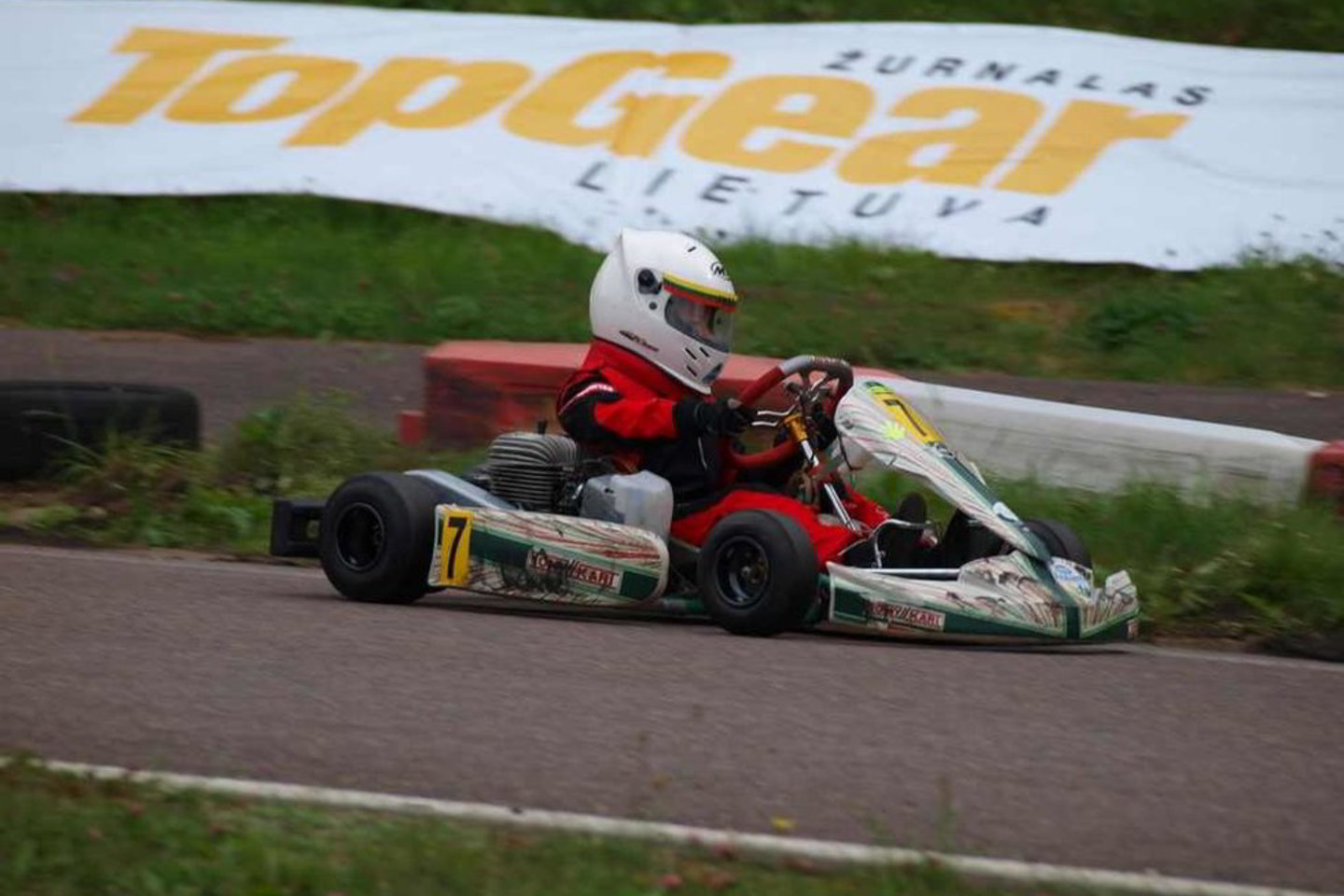 Kartu su BMW Formulės Mini finalu, Plytinės kartodrome sekmadienį vyks ir Lietuvos kartingo čempionų lenktynės, kuriose varžysis Raket, Rok ir Laisvos klasės pilotai.