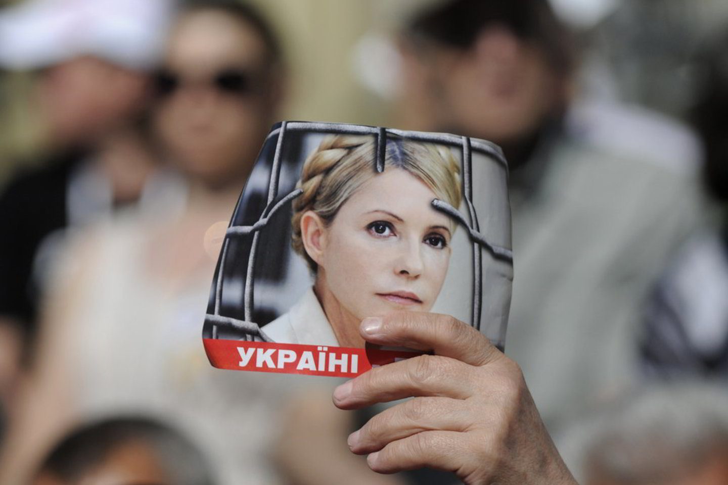 V. Janukovyčius sekmadienį atmetė prielaidą, kad kalinama buvusi šalies premjerė J. Tymošenko, kurios sveikata yra pašlijusi, gali būti išleista gydytis užsienyje.