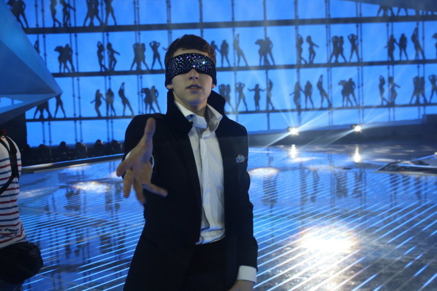 „Eurovizijos“ pusfinaliui besirengiantis D. Montvydas surengė antrąją repeticiją ir spaudos konferenciją.