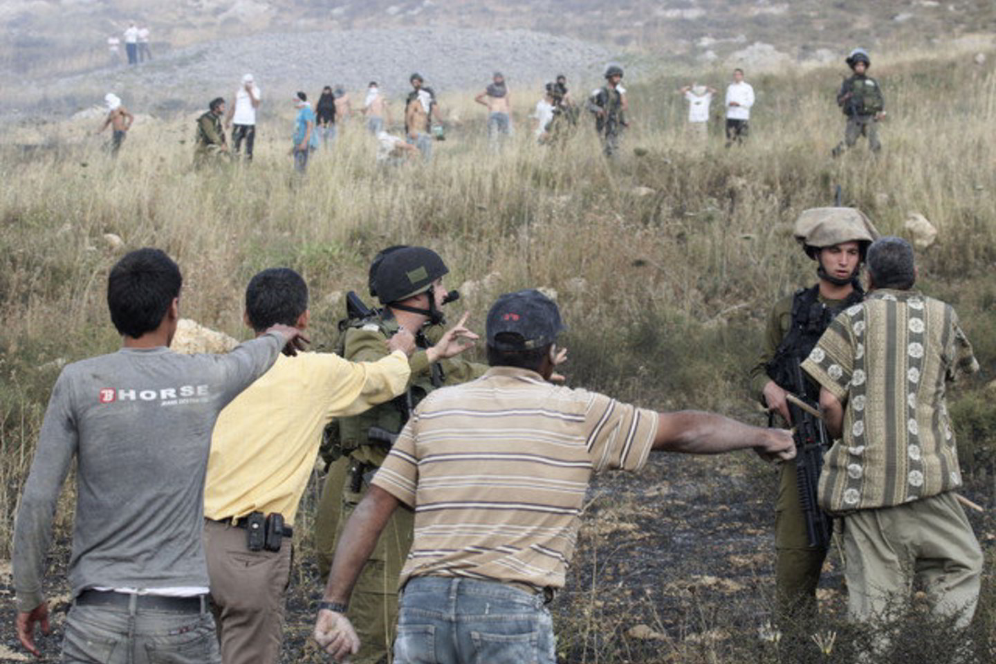 Palestiniečių savivalda paragino Izraelį rimtai pažiūrėti į incidentą ir „pradėti teisingą tyrimą, kad užpuolikai būtų patraukti atsakomybėn“.