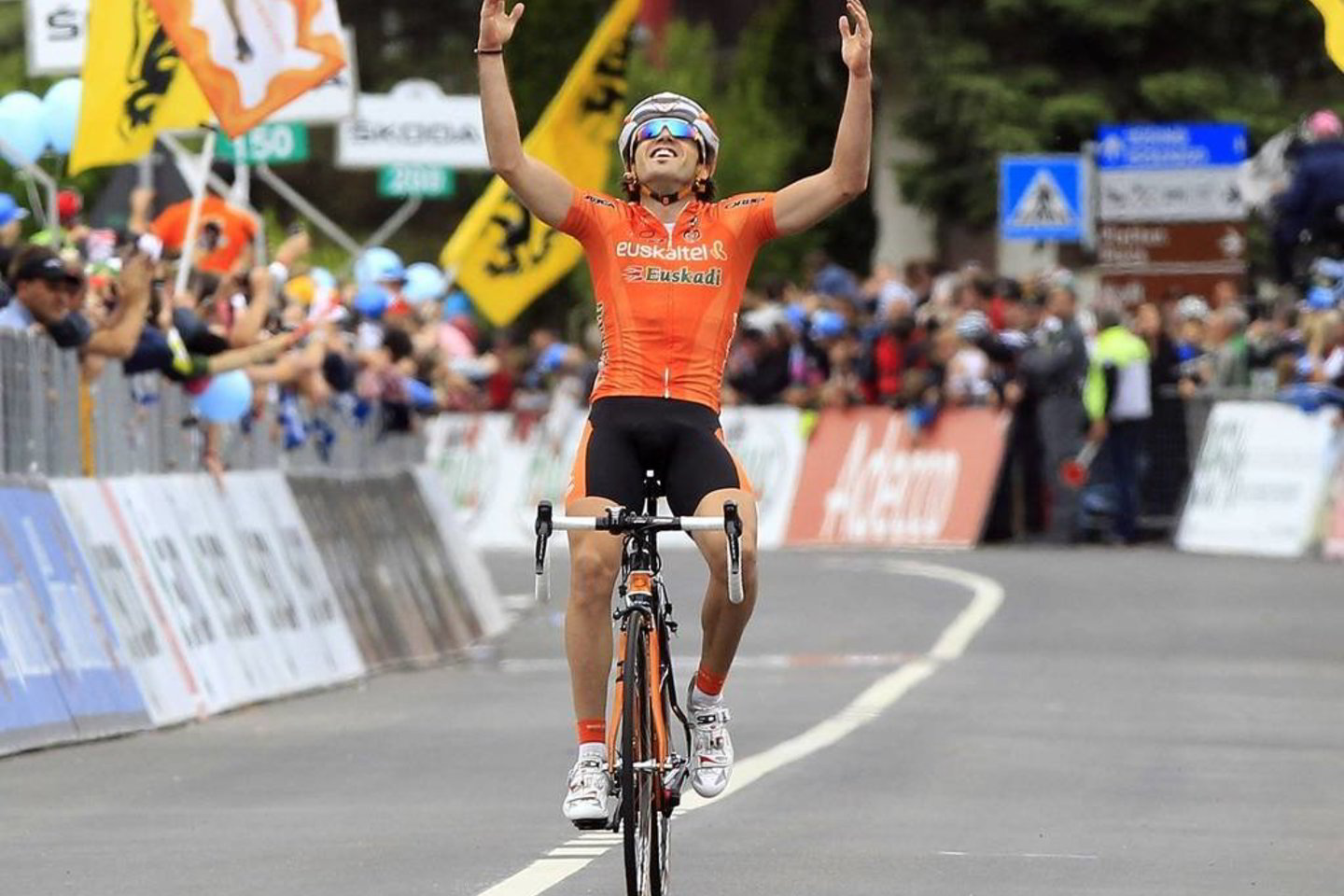 Dviračių lenktynių „Giro d'Italia“ 16-ąjį etapą antradienį laimėjo 23-ejų metų ispanas Jon Izaguirre