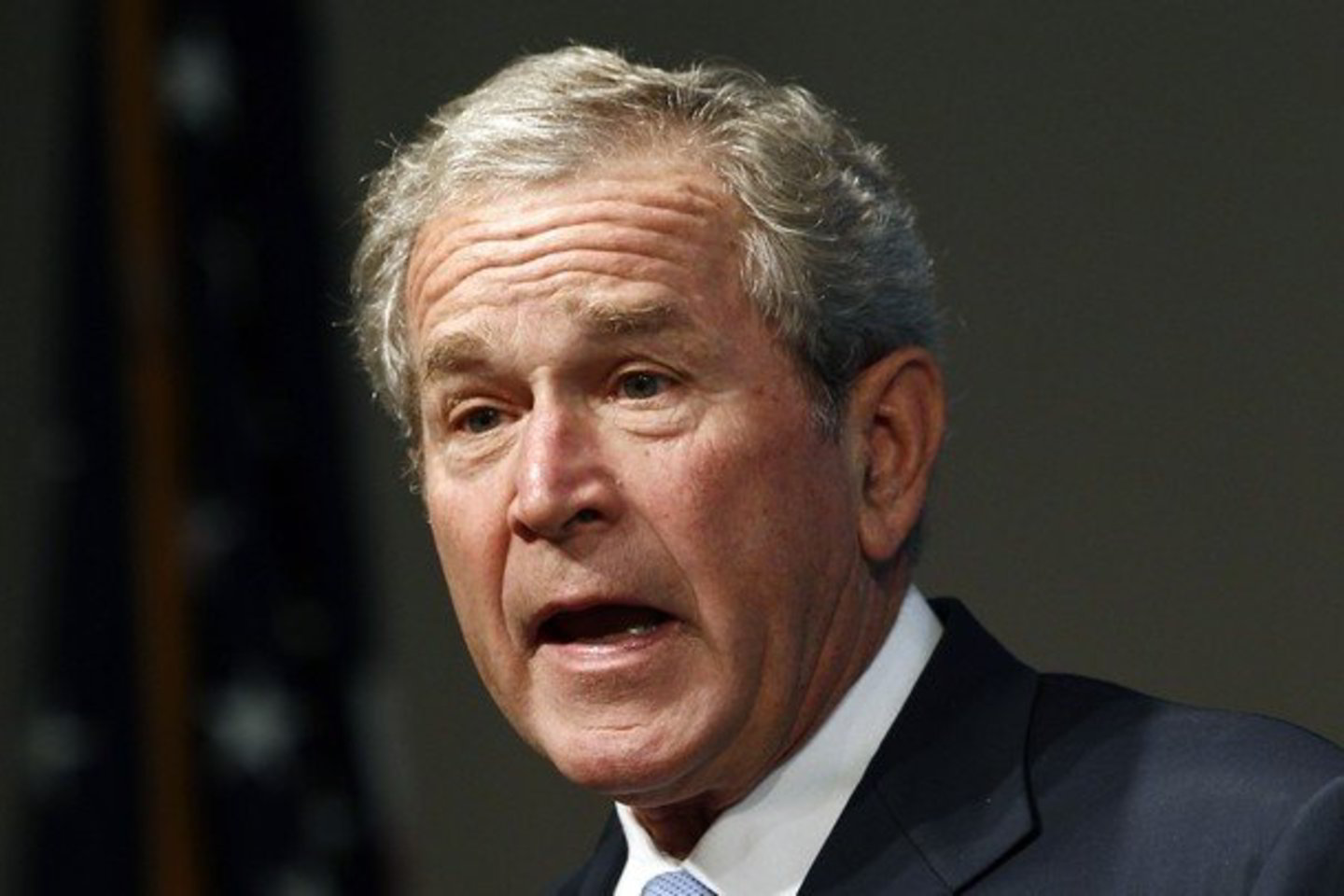 George'o W. Bush'o prezidentavimo laikais buvo įvestos mokesčių lengvatos.