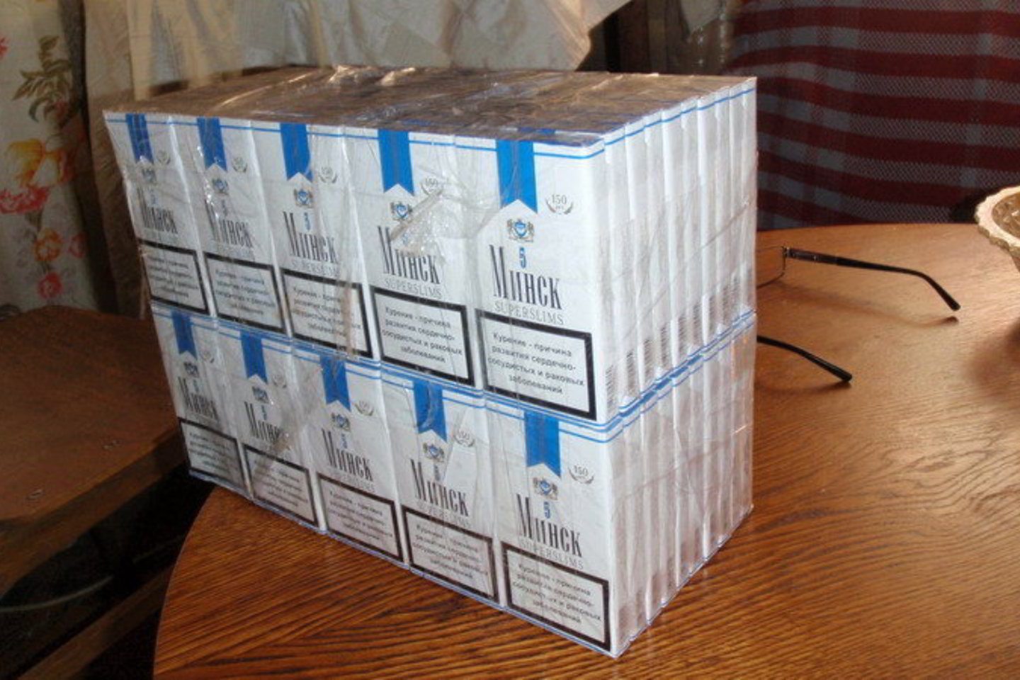 Senojo Tarpupio kaimo gyventojo namuose rasta 100 pakelių („Minsk Super Slims“) cigarečių be Lietuvos Respublikos banderolių.
