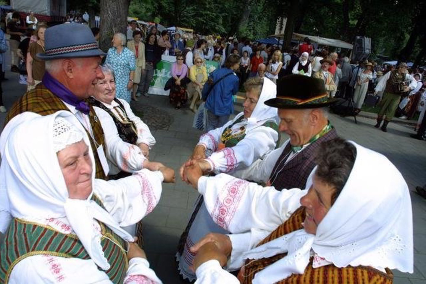 „Atataria lamzdžiai“ pasklis po visą Kauną: koncertai, vakaronės vyks ne tik įvairiose salėse, bet ir gatvėse bei aikštėse.