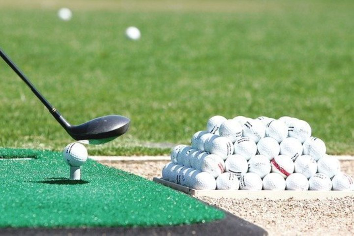 Golfas Lietuvoje žengia pirmuosius žingsnius. Šiuo metu šį pasaulyje populiarų žaidimą mūsų šalyje galima žaisti jau penkiuose aikštynuose.
