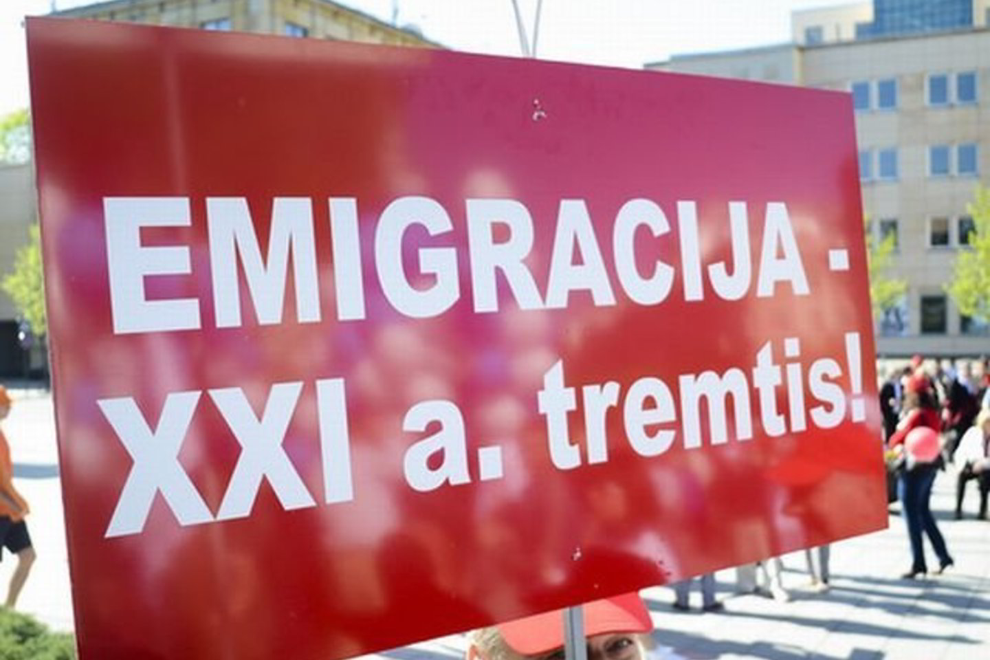H. Niemi didele problema vadina Lietuvos jaunimo išvykimą iš šalies ieškant mokslo ir darbo.