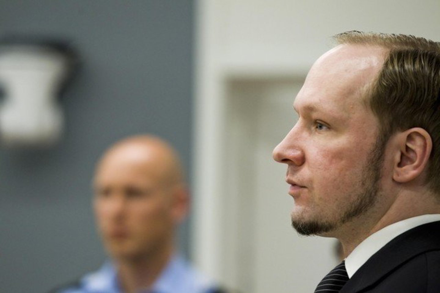 Jeigu būtų pripažintas esąs psichiškai sveikas, A. B. Breivikui gali būti skirtas iki 21 metų laisvės atėmimas arba priimtas alternatyvus susitarimas dėl jo izoliacijos.