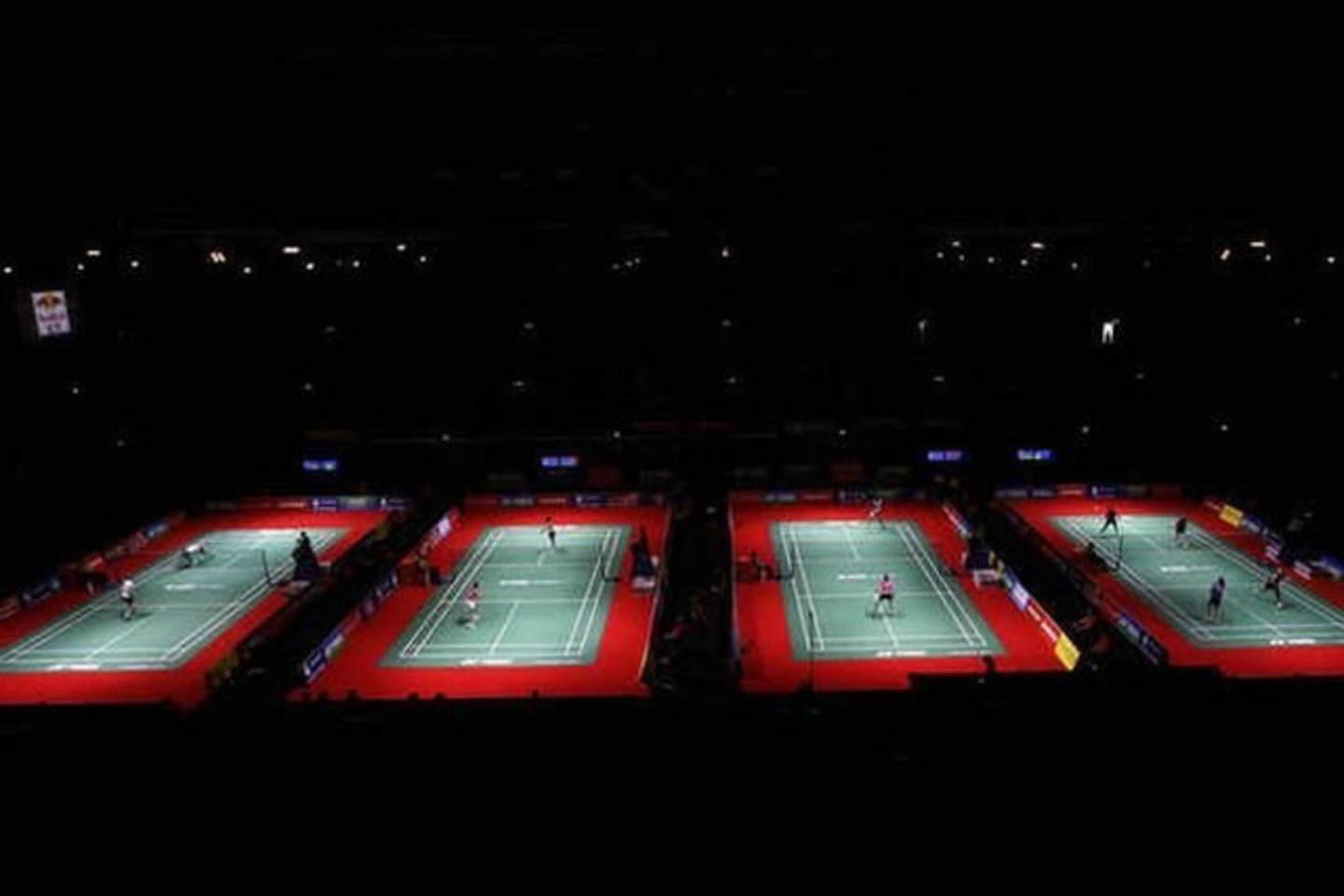 Vemblio arenoje grumsis badmintonininkai