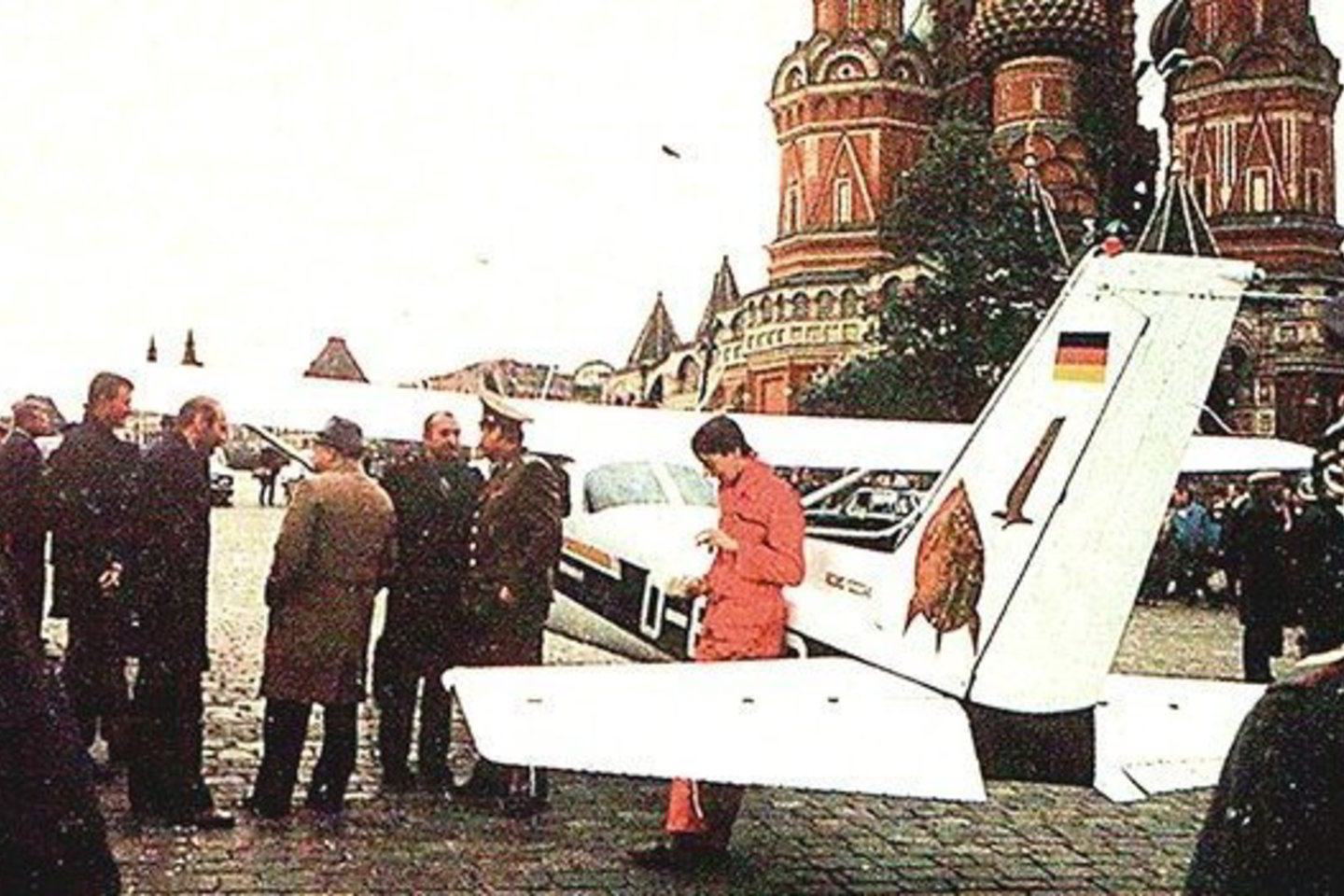 Maskvos Raudonojoje aikštėje nusileidęs M.Rustas teigė tik norėjęs atkreipti Sovietų Sąjungos lyderio M.Gorbačiovo dėmesį į nusiginklavimo svarbą.