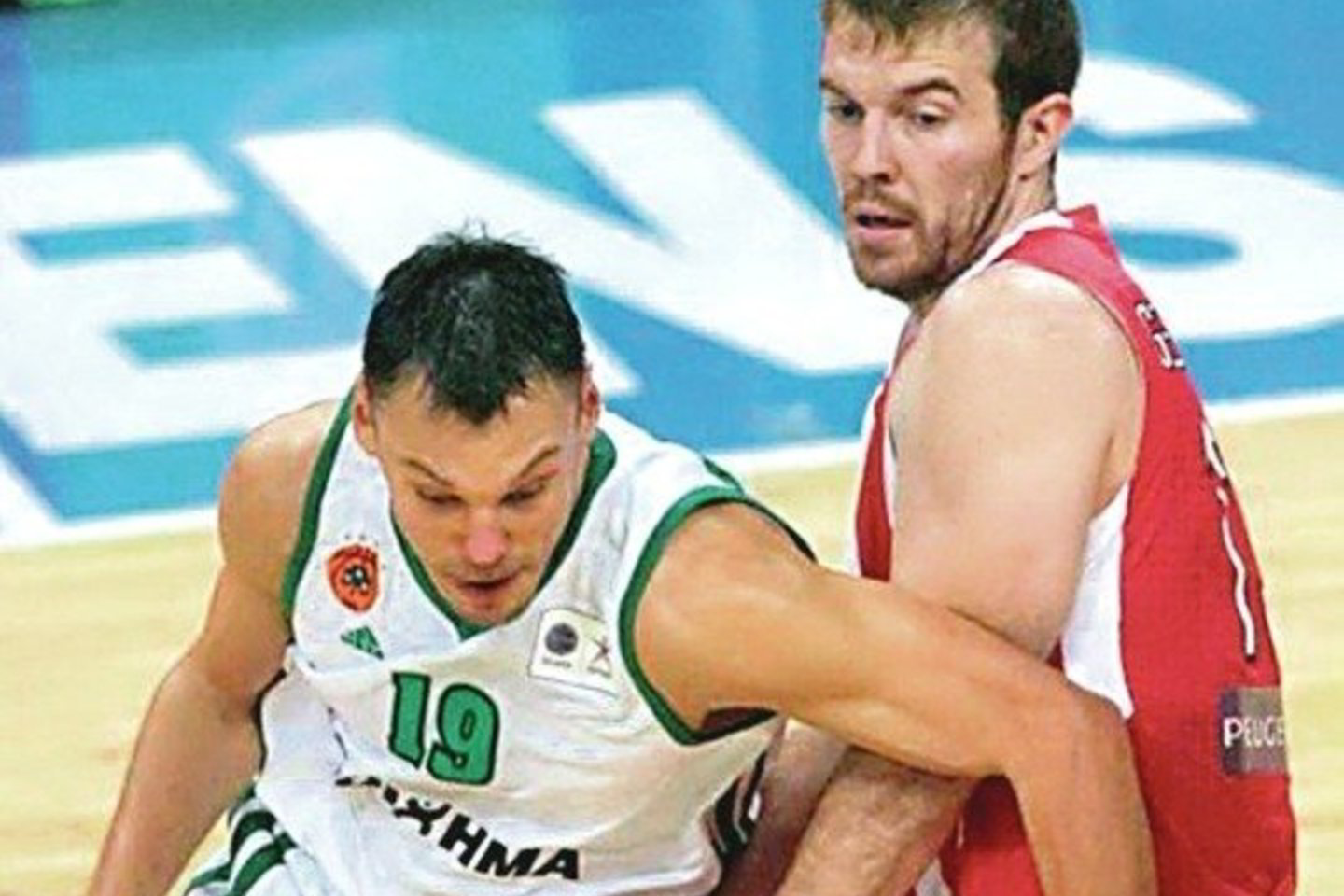 Š. Jasikevičius ir M. Gecevičius kovoja akis į akį Graikijos pirmenybių finale.
