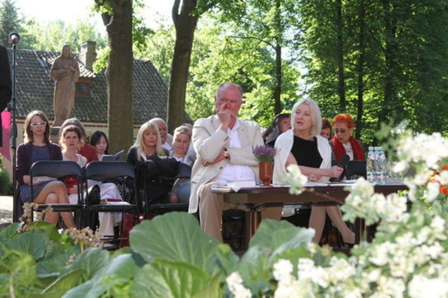 Kaip ir kasmet, festivalį palydėjo „Poezijos pavasario 2012“ almanachas, išleistas su kompaktine plokštele „Poezija ir balsas“.