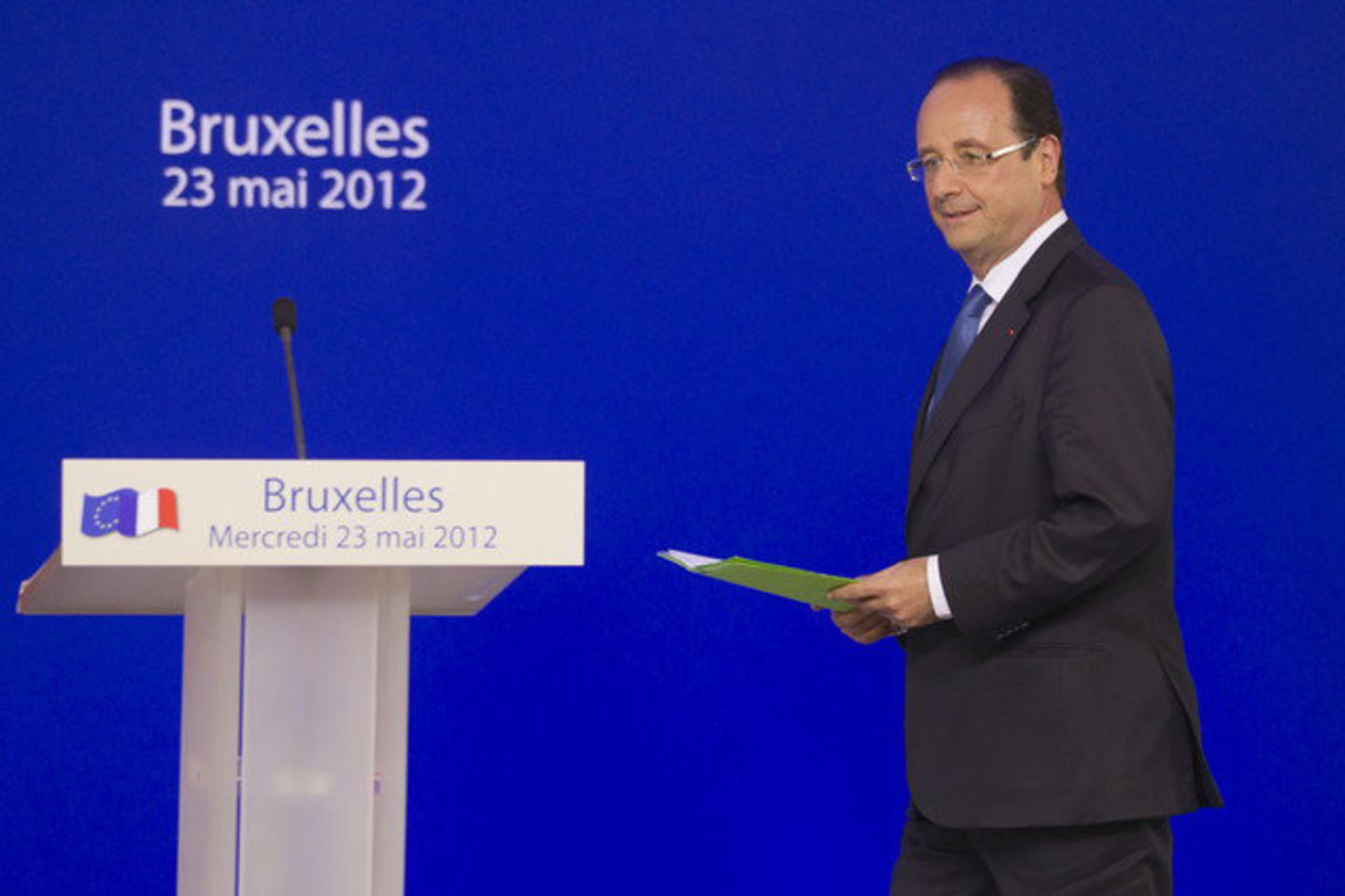 61 proc. rinkėjų palaiko F. Hollande'o veiksmus perėmus valdžią.