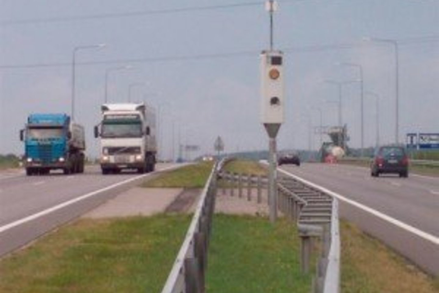 Policijos departamentas dar 2011-ųjų vasarą siūlė vėl grąžinti anksčiau Lietuvoje galiojusią baudos balų sistemą už KET pažeidimus, tačiau pasiūlymas atgulė biurokratų stalčiuose.