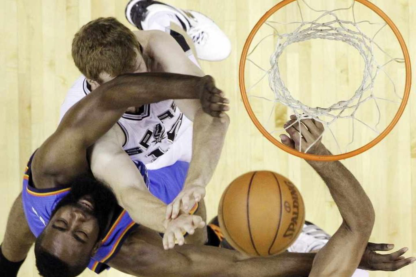 "Spurs" (šviesia apranga) krepšininkai pranoko šį sezoną žibančią "Thunder" ekipą