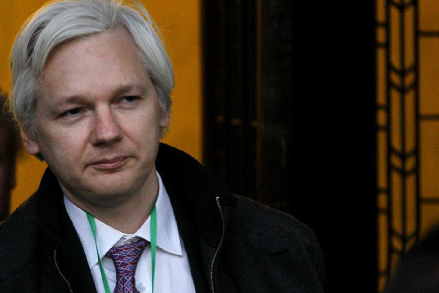 J. Assange'as atsidūrė pasaulio dėmesio centre, kai „WikiLeaks“ sukėlė Vašingtono įtūžį, paviešindamas tūkstančius įslaptintų JAV dokumentų apie karus Irake ir Afganistane.