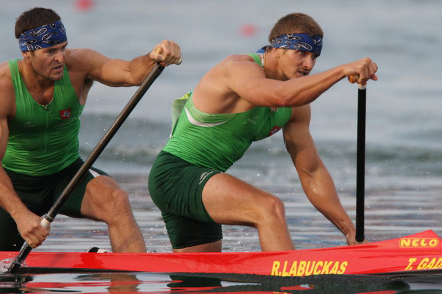 Dviviečių kanojų varžybose 200 m distancijoje triumfavo daugkartiniai pasaulio ir Europos čempionai Raimundas Labuckas ir Tomas Gadeikis.