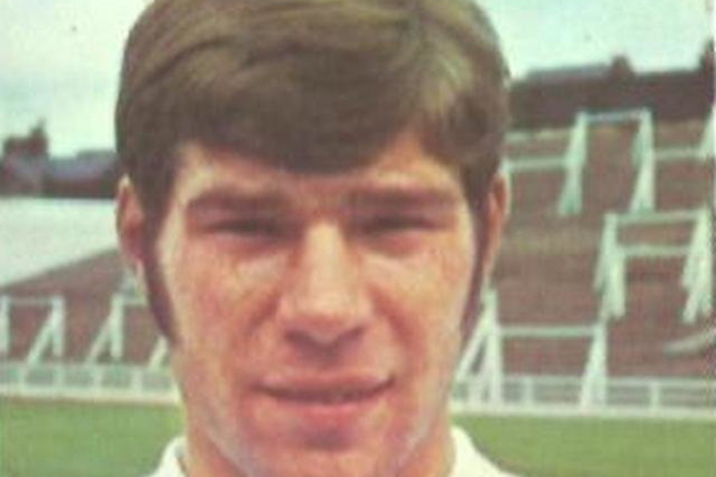 Anglas Malcolmas Macdonaldas buvo pirmas futbolininkas, per Europos čempionato atrankos rungtynes įmušęs penkis įvarčius. Taip jis 1975 metais nuskriaudė Kipro rinktinę.