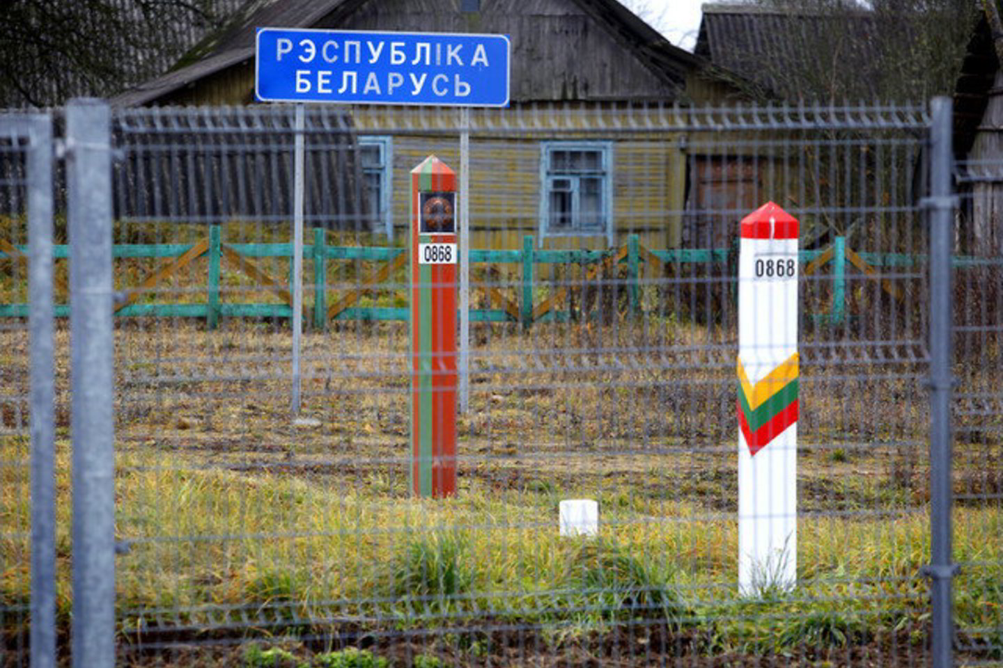 2011 metais tarptautinė prekyba tarp šalių buvo rekordinė ir pasiekė 1,2 mlrd. dolerių (3,3 mlrd. litų).