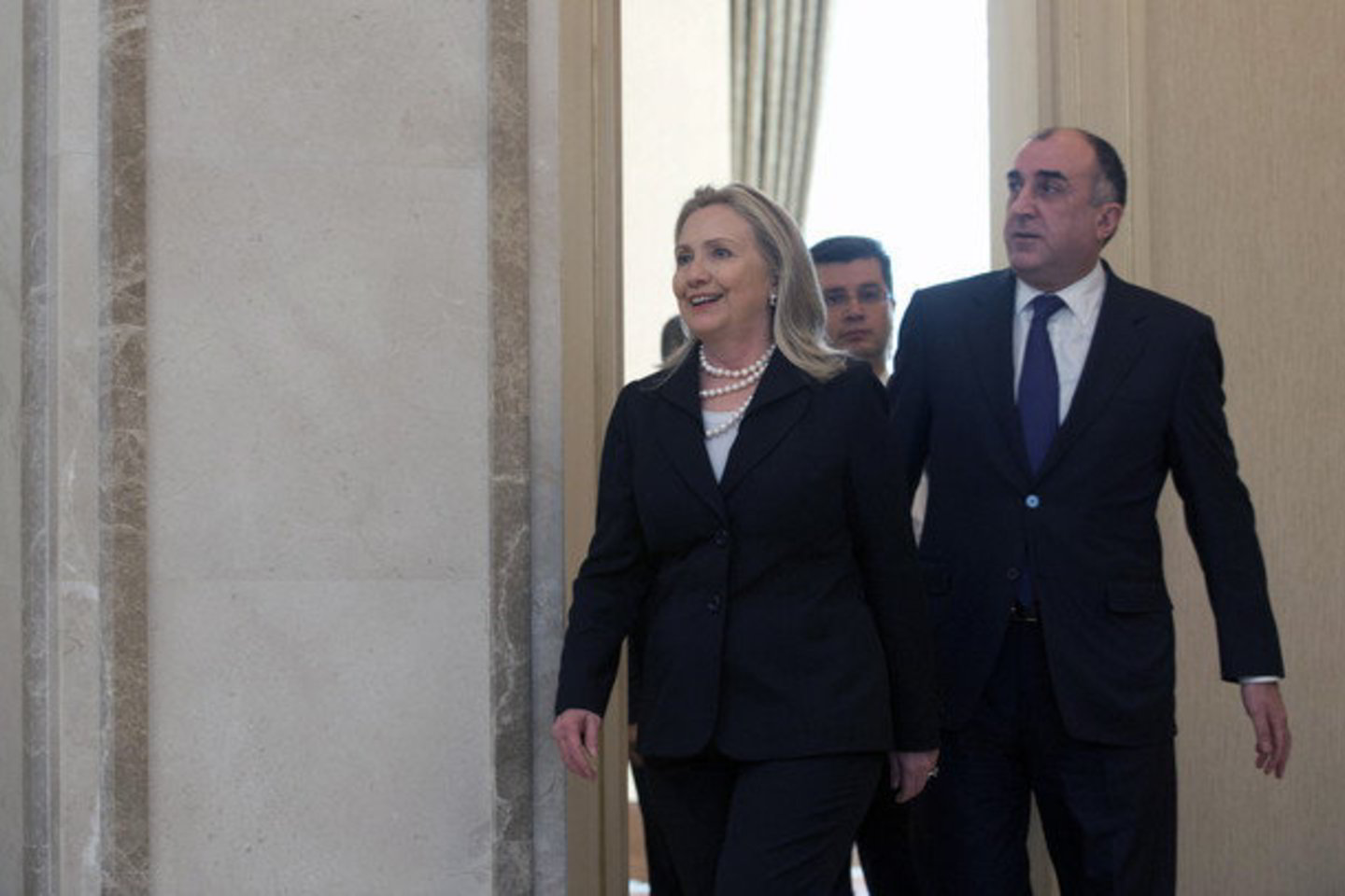 H. Clinton vieši Azerbaidžiane.