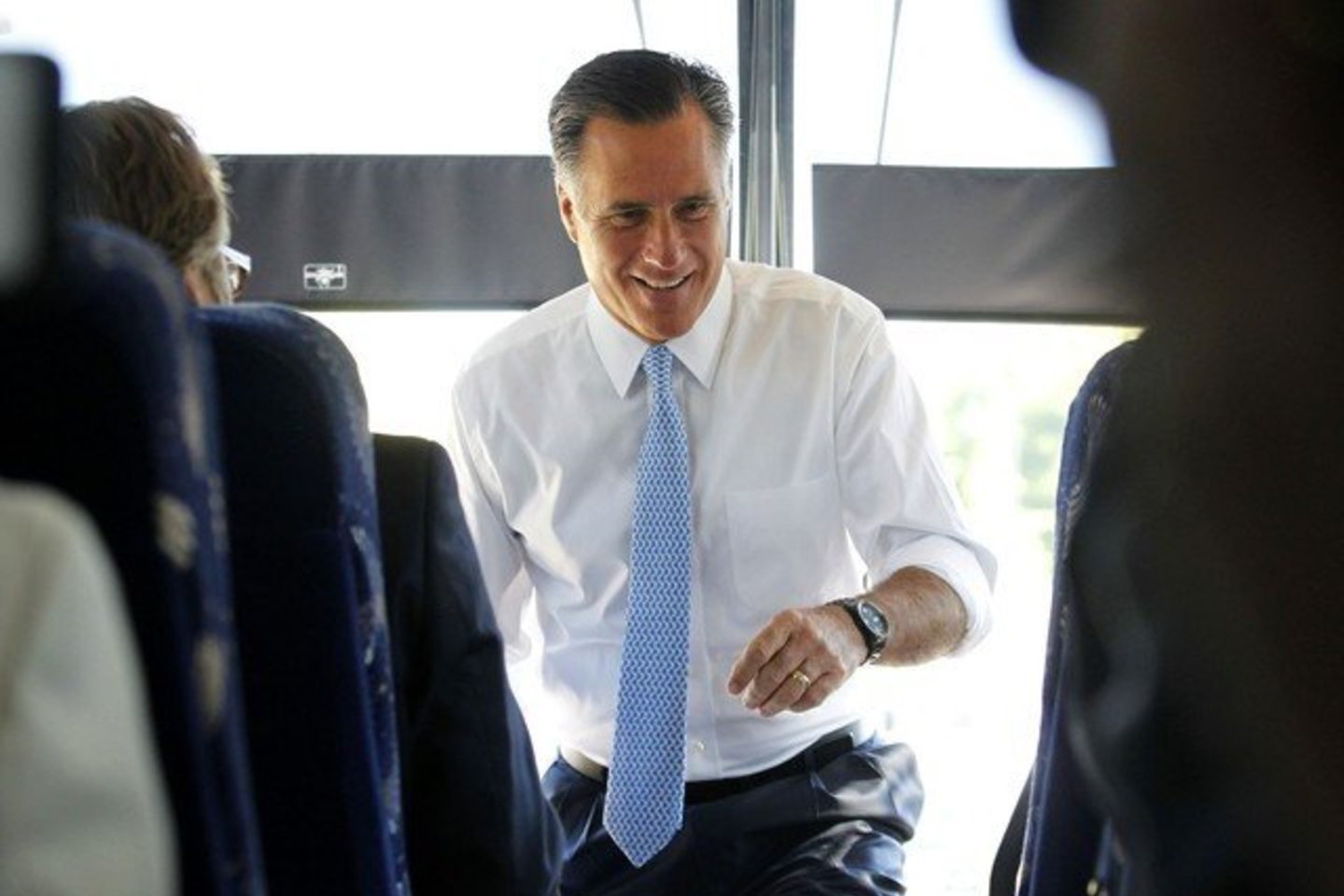 Respublikonas Mittas Romney laimėjo savo partijos kandidato į JAV prezidento postą pirminius rinkimus dar penkiose valstijose.