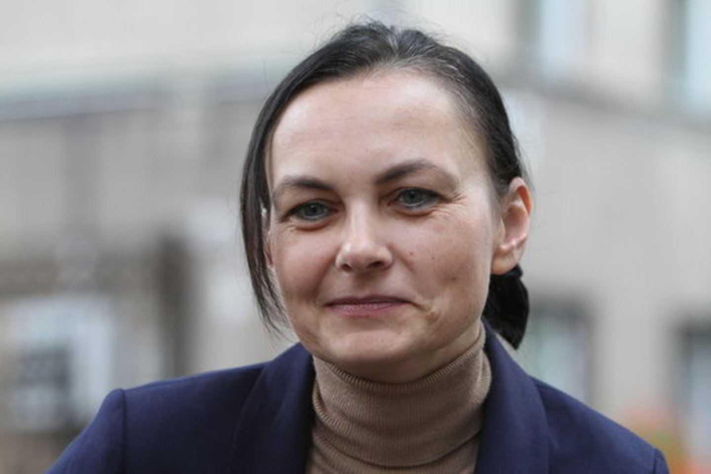 Pasak M. Milinienės, Drąsiaus Kedžio ir jo sesers šalininkai turi sekimo įrangą, turi racijas, kurias mielai demonstruoja net savo puslapiuose internete.
