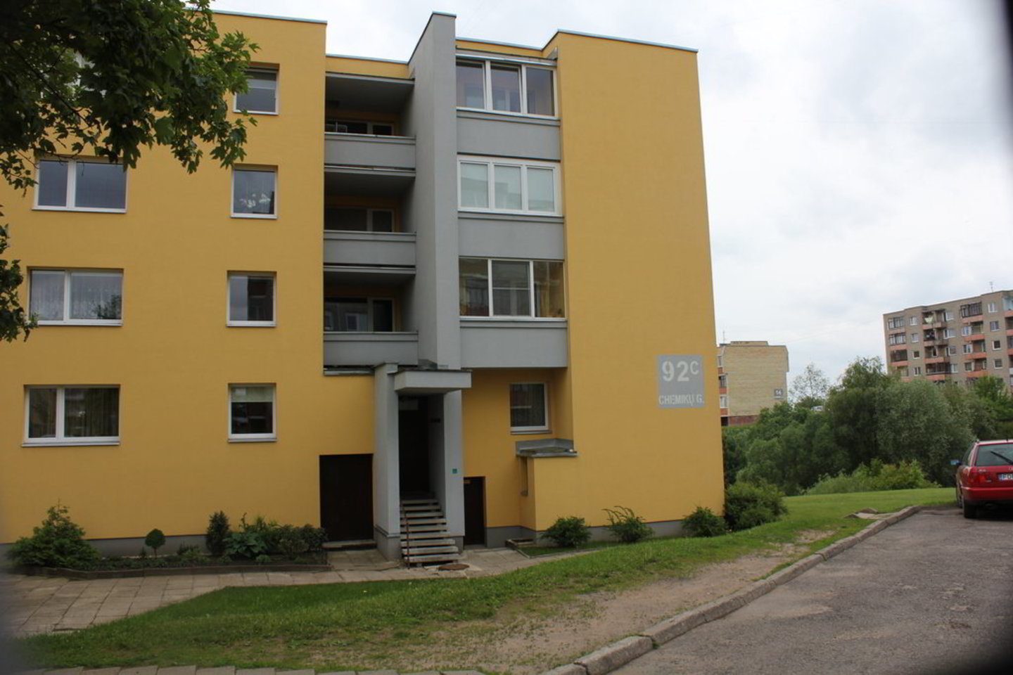 Jonavos Chemikų gatvės 92 namas buvo pirmasis Jonavoje, kurio gyventojai nepabūgo renovacijos baubo.