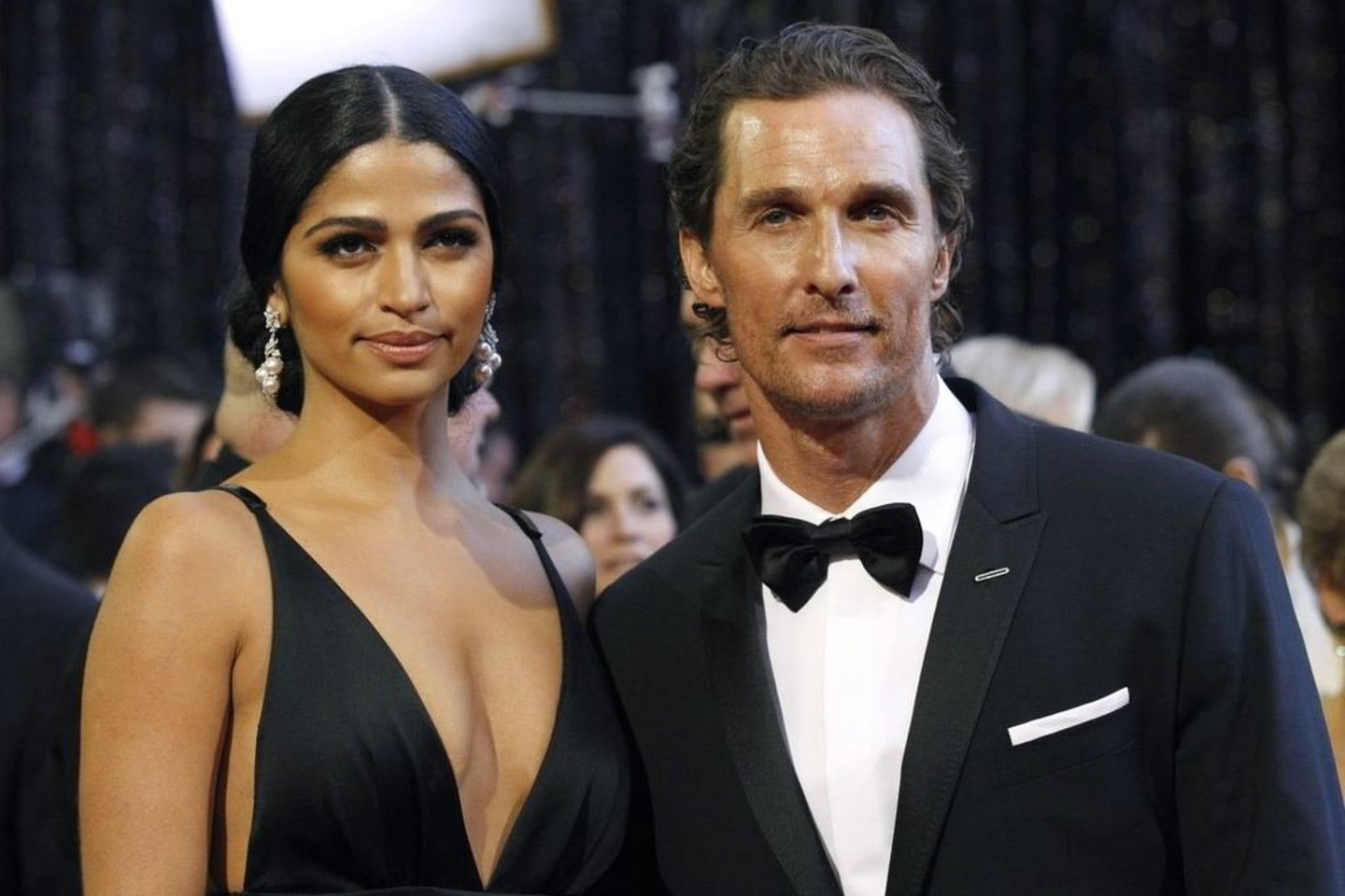 Aktorius Matthew McConaughey vedė savo sužadėtinę, manekenę Camilą Alves.