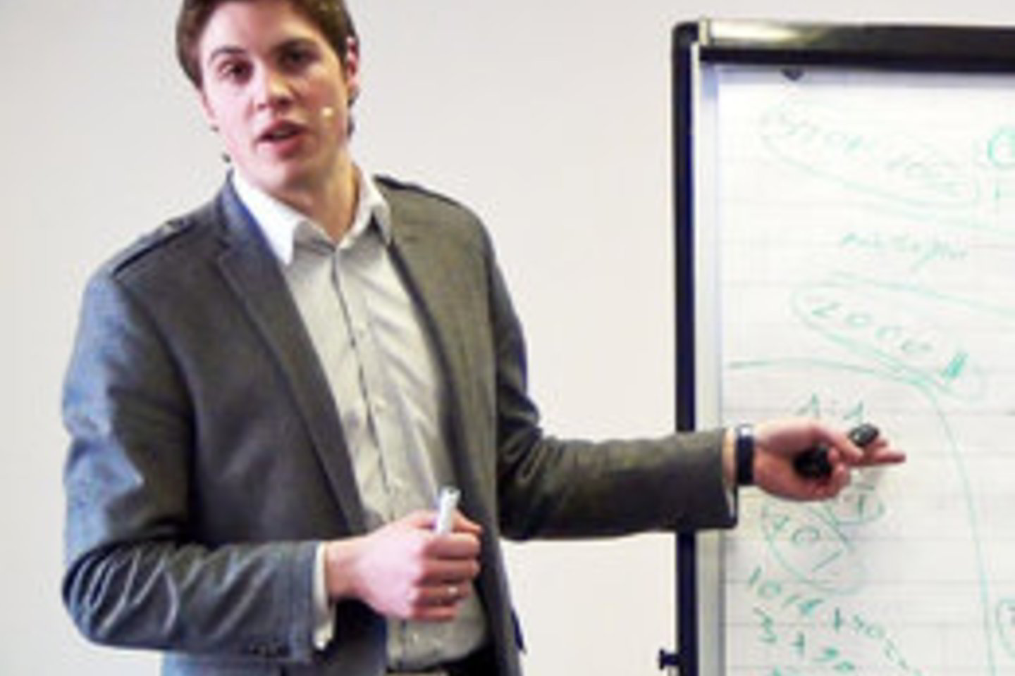 Dainius Šilkaitis, „Forex faktorius“ valiutų rinkos analitikas, primena, kad didieji investuotojai, jei jie neteisūs, neleidžia sau patirti didelių nuostolių, juos pripažįsta ir tokių investicijų atsikrato kuo anksčiau.