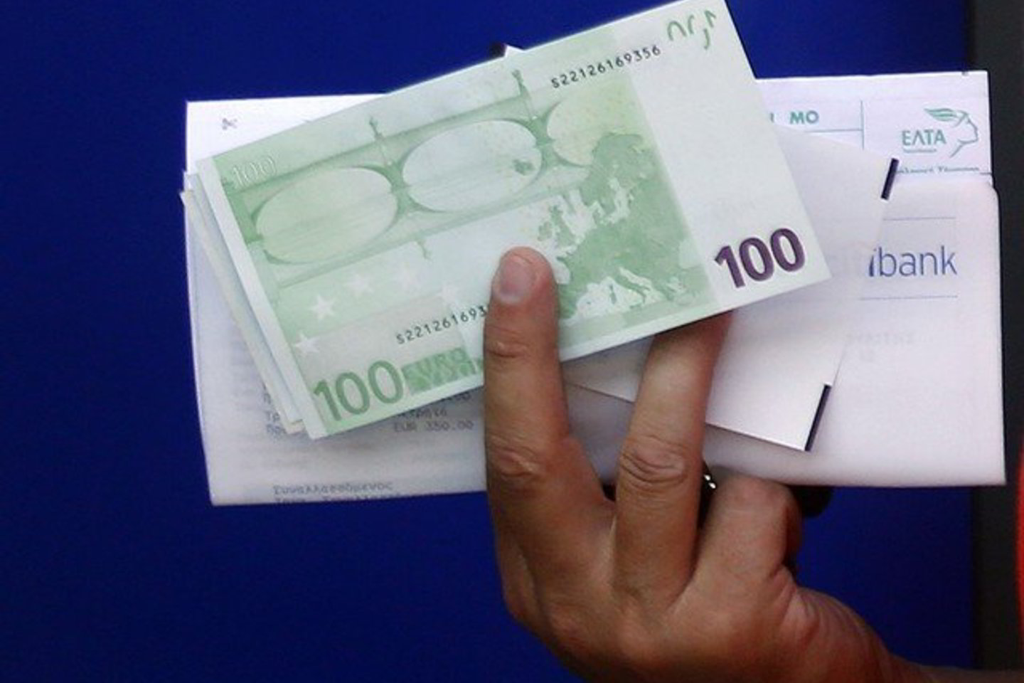 2010-ųjų pabaigoje Airija buvo priversta priimti 85 mlrd. eurų pagalbą iš TVF ir Europos Sąjungos (ES).
