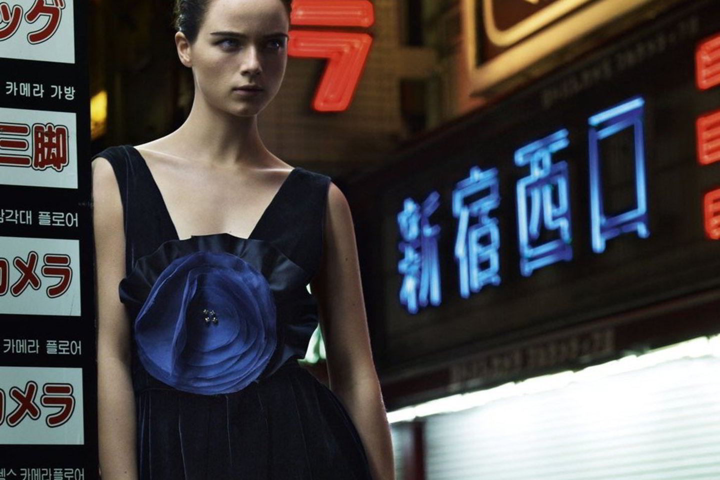 Italų mados legenda Giorgio Armani liepos mėnesį žada paskelbti naują „Emporio Armani“ reklamos kampaniją.