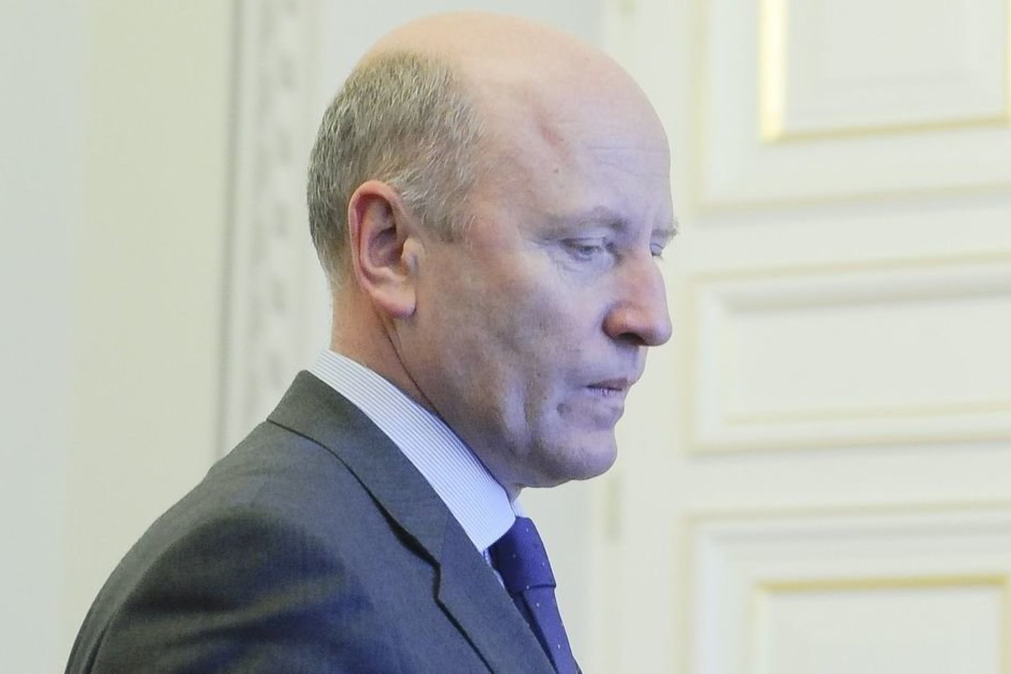 R. Palaitis į komisiją liudyti buvo kviestas du kartus, ir abu kartus tvirtino būtent tokio turinio pažymą gavęs iš VSD.