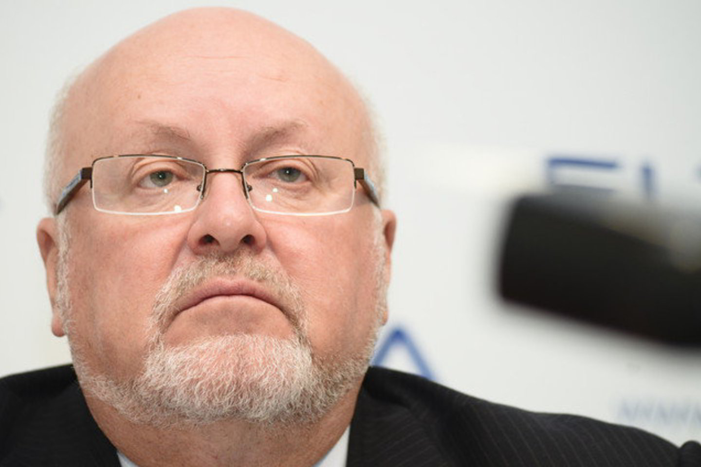 Seimo Liberalų sąjūdžio frakcija ketvirtadienį pašalino iš frakcijos Seimo narį Gediminą Navaitį.