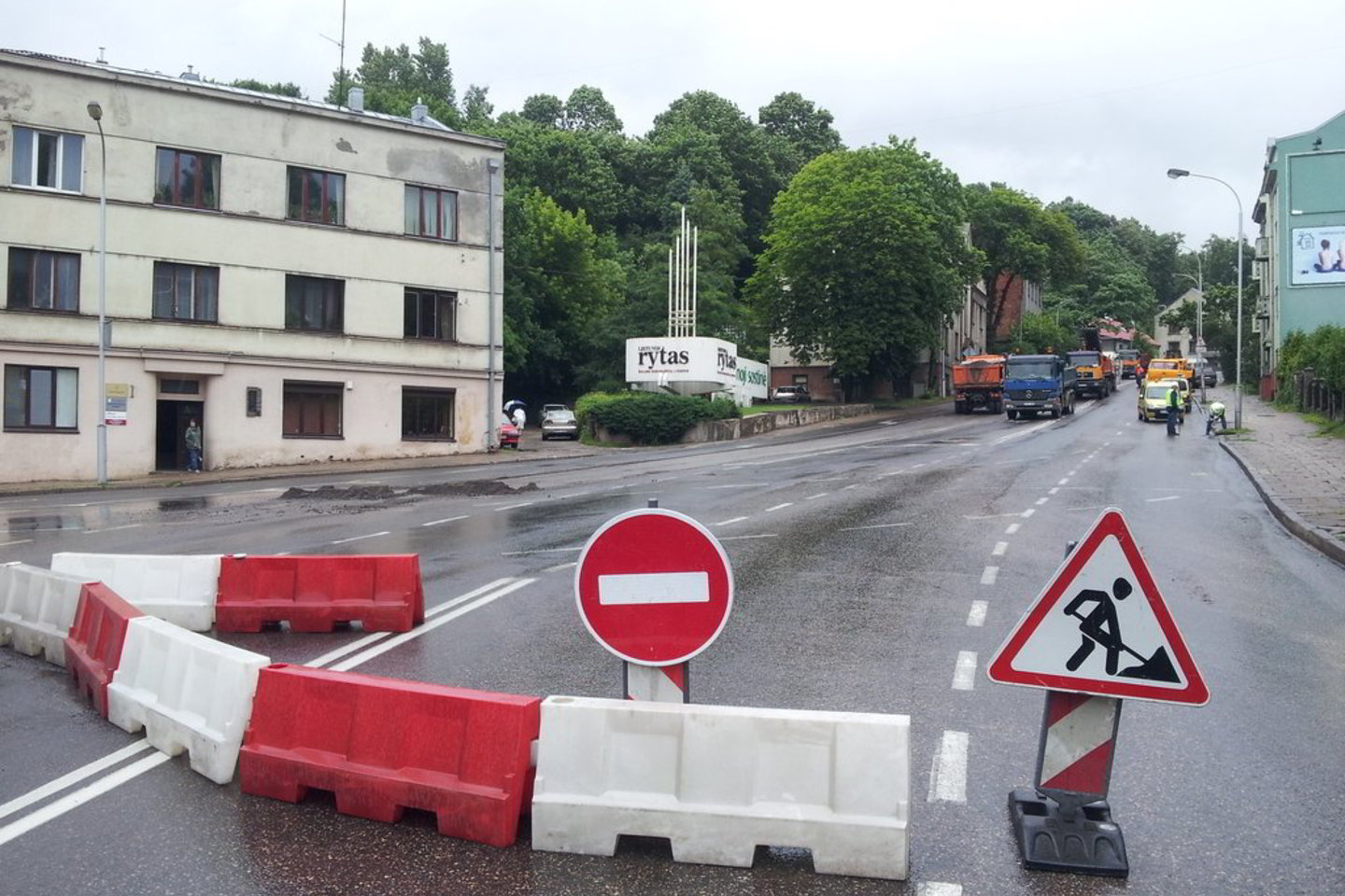 Eismas Parodos gatve sustabdytas nuo birželio 25 dienos. Rekonstrukcijos darbus ketinama pabaigti iki šių metų gruodžio mėnesio.