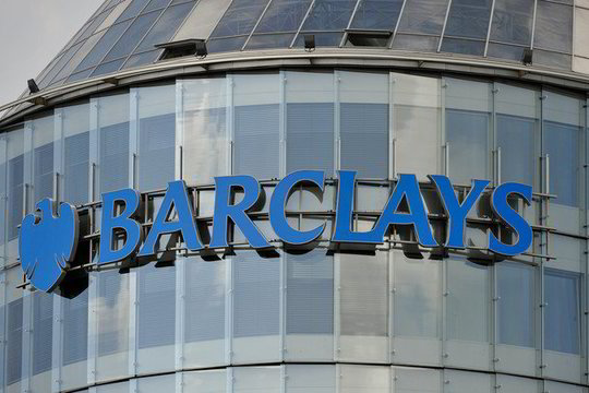 „Barclays“ apkaltintas už manipuliacijas palūkanų normomis
